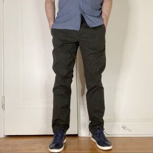 Club Monaco Men’s Davis Slim Fit Polka Dot Chino Pant 30x32